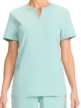 Scrub star notch collar top Light teal size medium